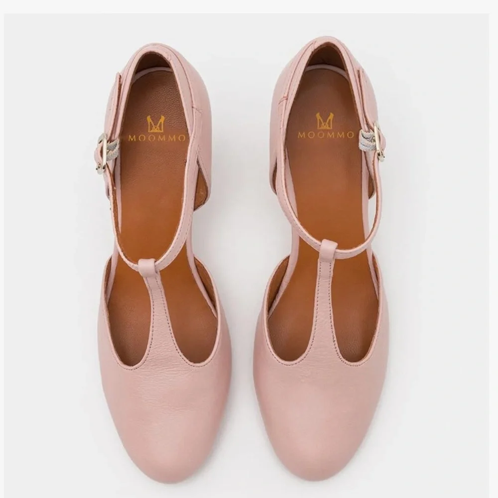 Pink Size 6 Mary Jane T-Strap Round Toe Heels - Picture 7 of 10
